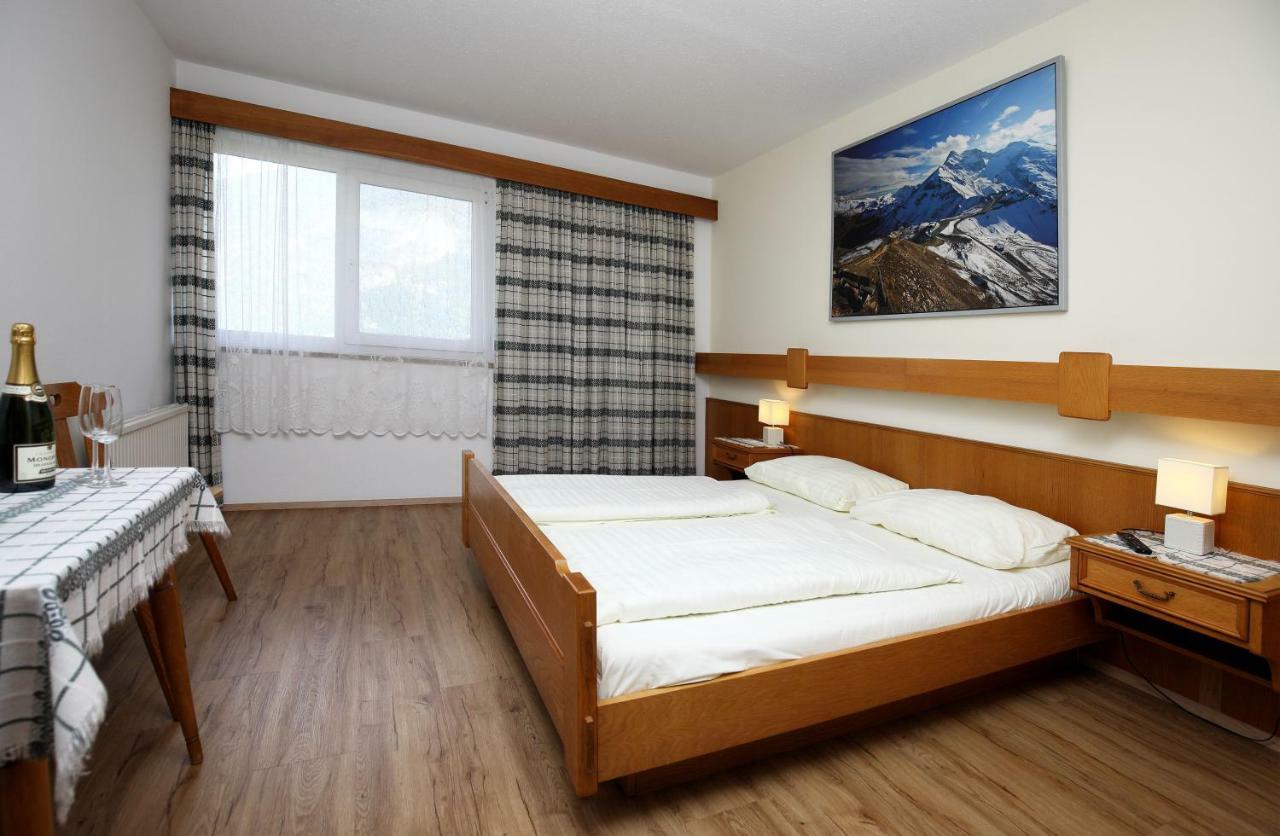 Dorfgasthof Hotel Staberhof Kellerberg Eksteriør billede